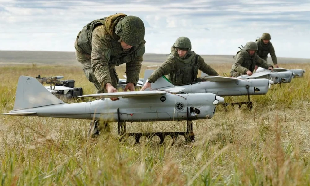 Ρωσικό "Mastermind"! Άγνωστα UAV παρακολουθούν τακτικά τις γερμανικές βάσεις εκπαίδευσης Ουκρανών στρατιωτών